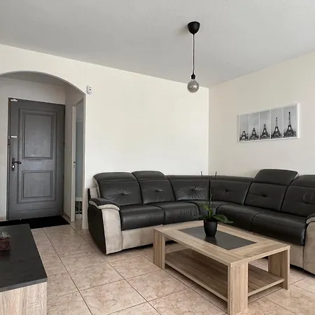 Complete Holiday home Nimes